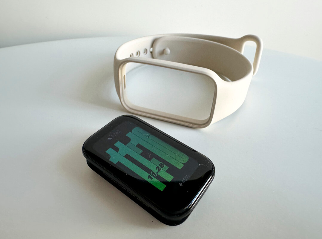 Xiaomi Redmi Smart Band 2の特徴4つ 特徴②｜1.47インチのディスプレイを搭載