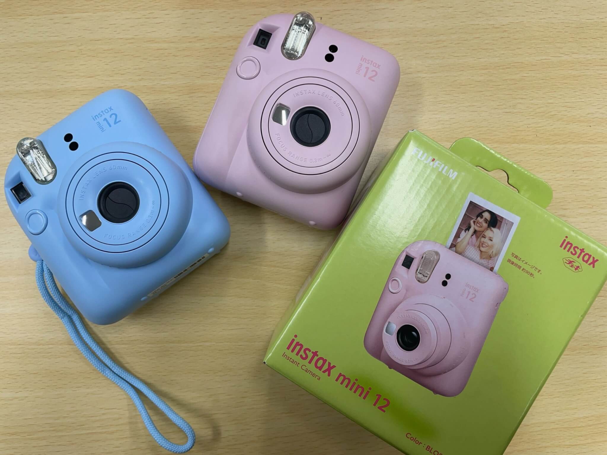 富士フイルムのチェキ「instax mini 12」使用レビュー！長く愛