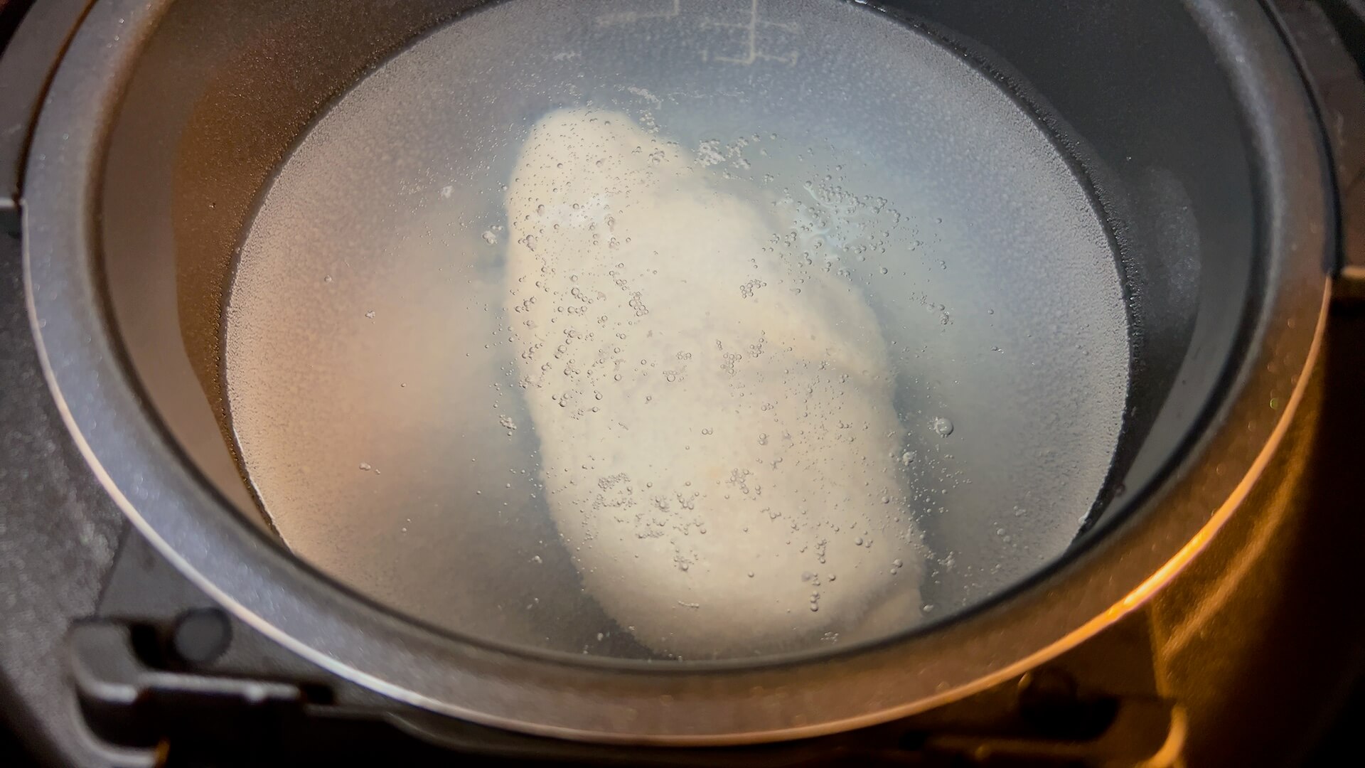 タイガーCOOKPOT クックポット COK-A220ゆで鶏調理後