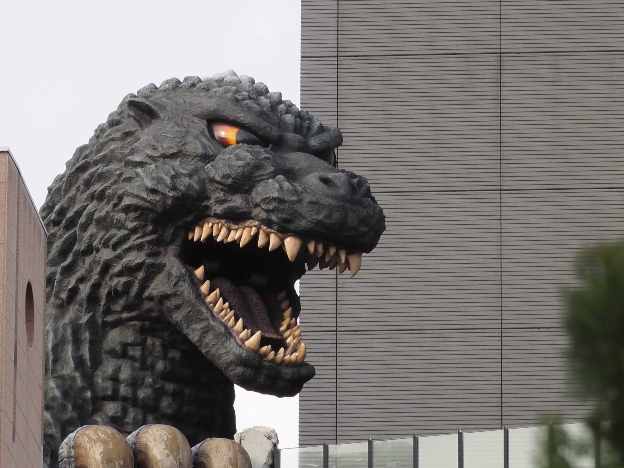 新宿 ゴジラ