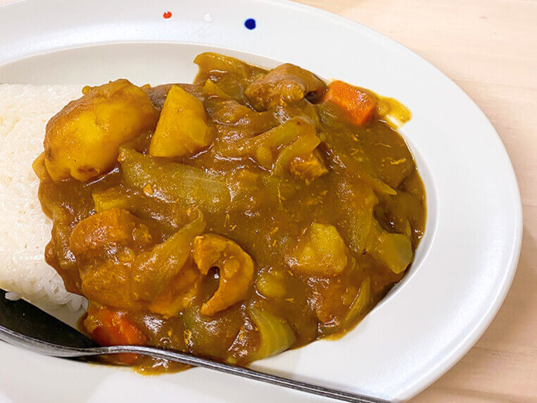 ホットクックの人気レシピ　1. 本当に美味しい「基本のおうちカレー」