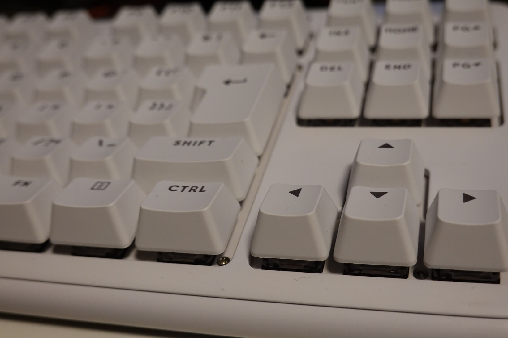 ロジクール G715