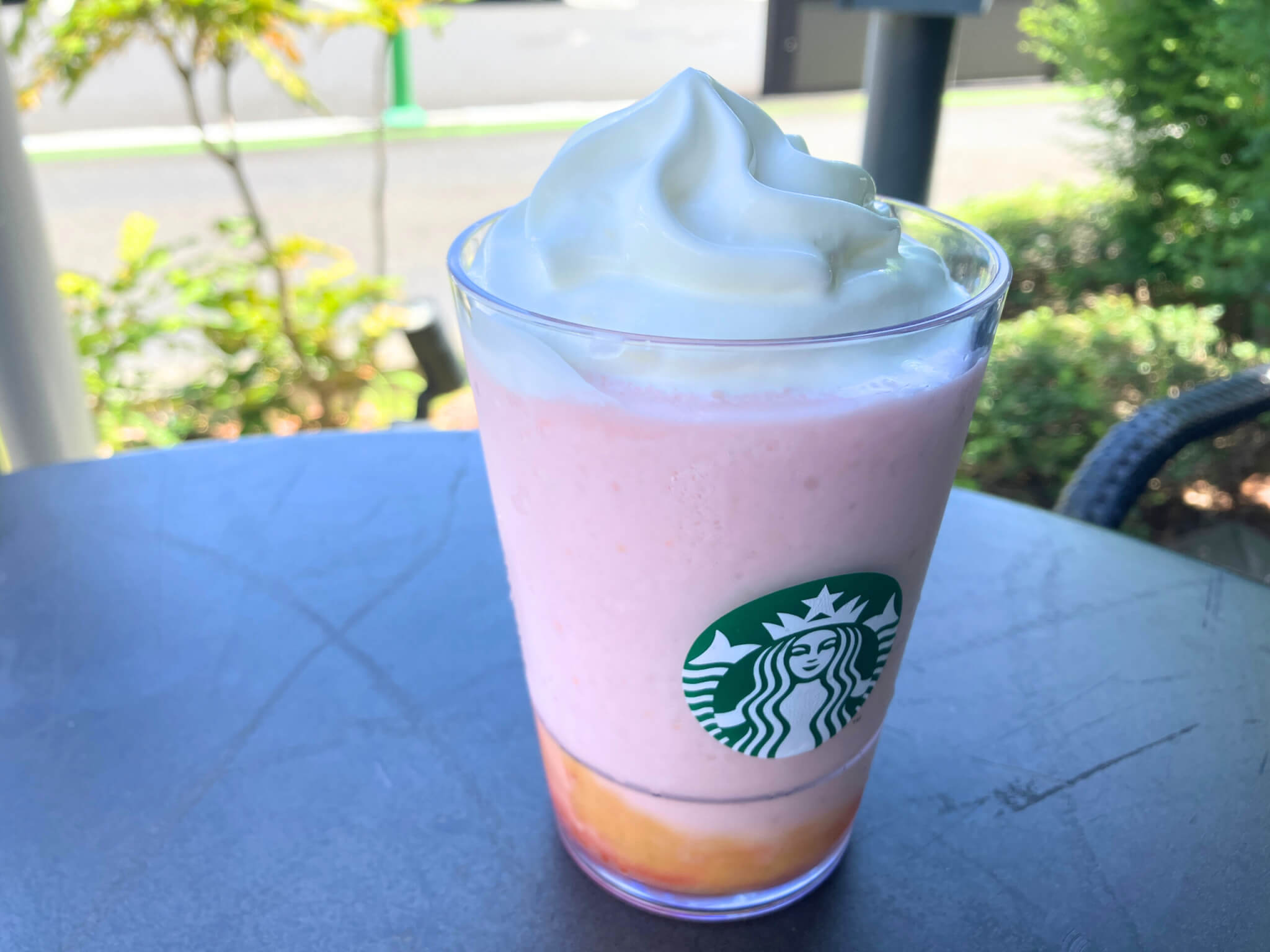 スタバのイチゴ バナナ フラペチーノはいつまで販売？気になるカロリーや値段は？