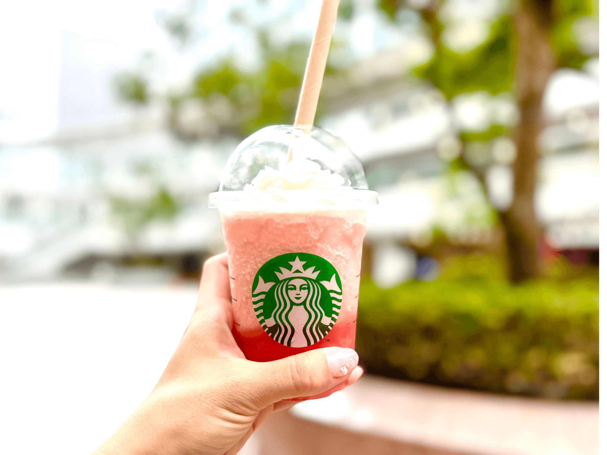 スタバのラブ&ピーチ フラペチーノを実食レビュー！気になるお味は？