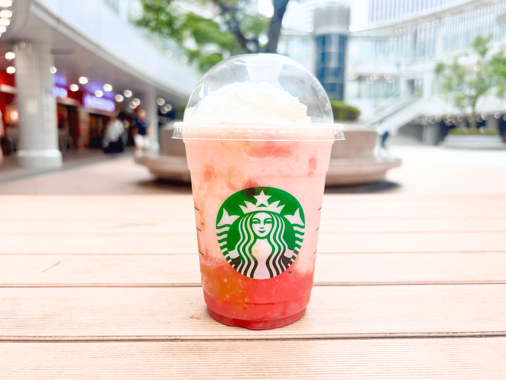 スタバのラブ&ピーチ フラペチーノのおすすめカスタマイズを紹介