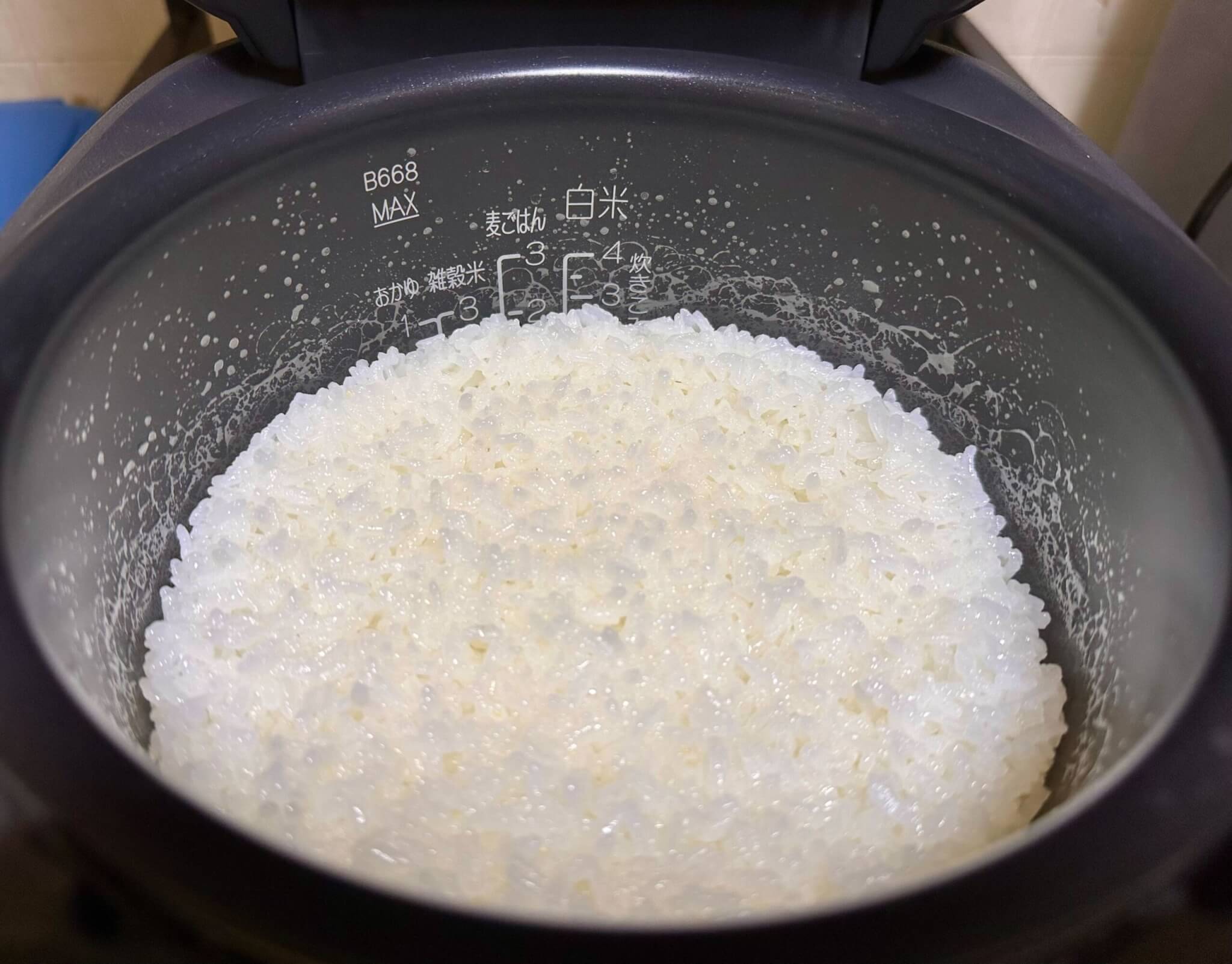 NW-UT07 炊飯