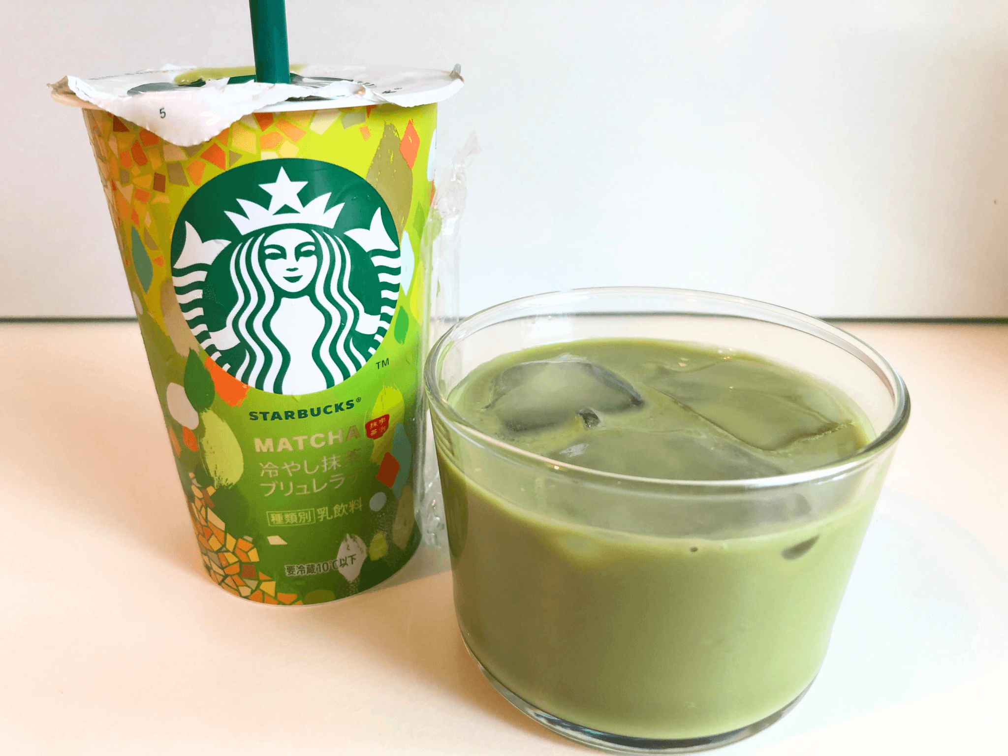 スタバのチルドカップ 冷やし抹茶ブリュレラテをレビュー！気になるお味は？