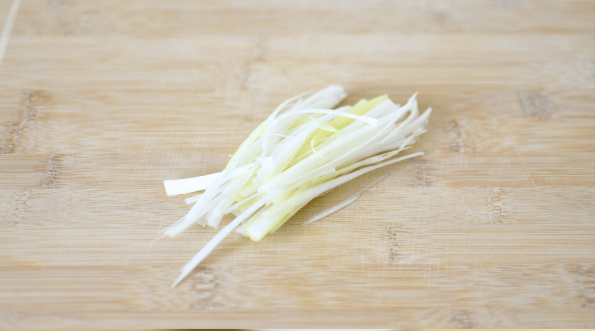 調理師監修】ホットクックで作る手羽元の美味しいレシピを紹介！3. 参鶏湯