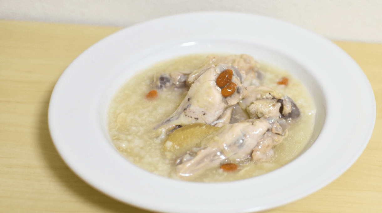 調理師監修】ホットクックで作る手羽元の美味しいレシピを紹介！3. 参鶏湯