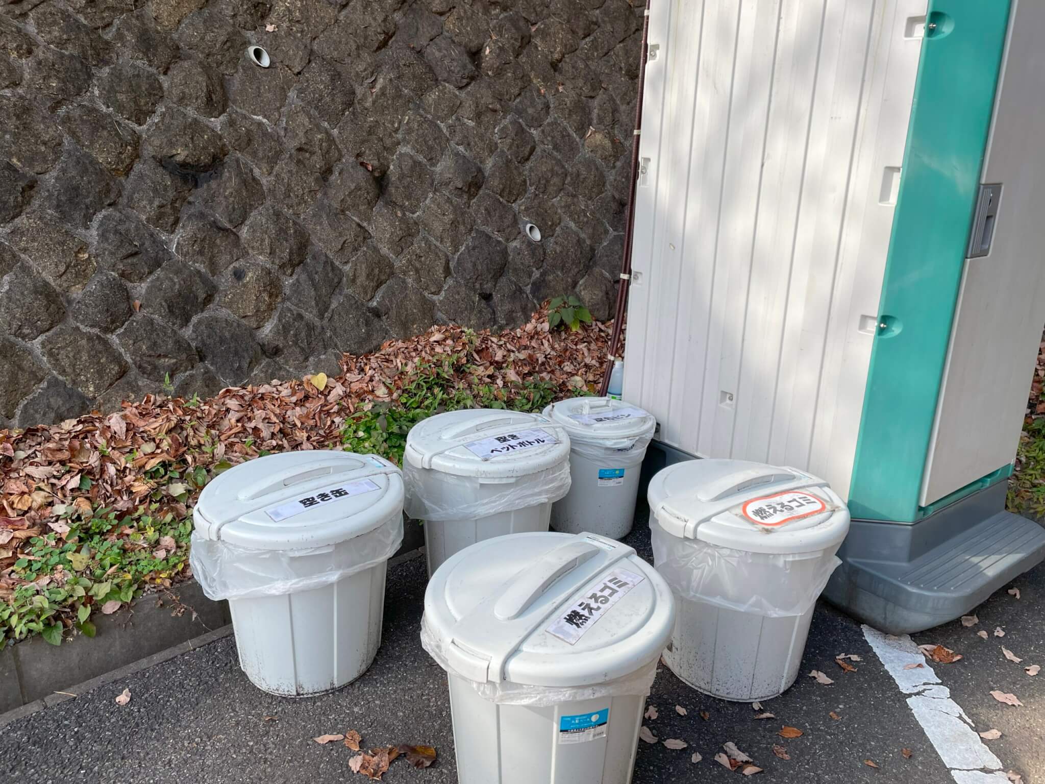 ニューサンピア埼玉おごせのゴミ捨て場