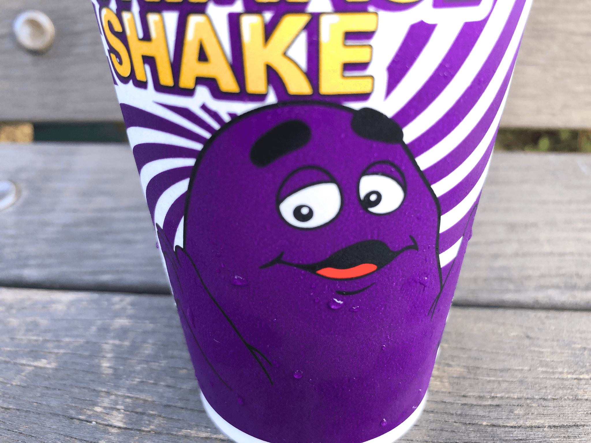 マックのグリマスシェイクとは？いつまで販売？気になる値段は？