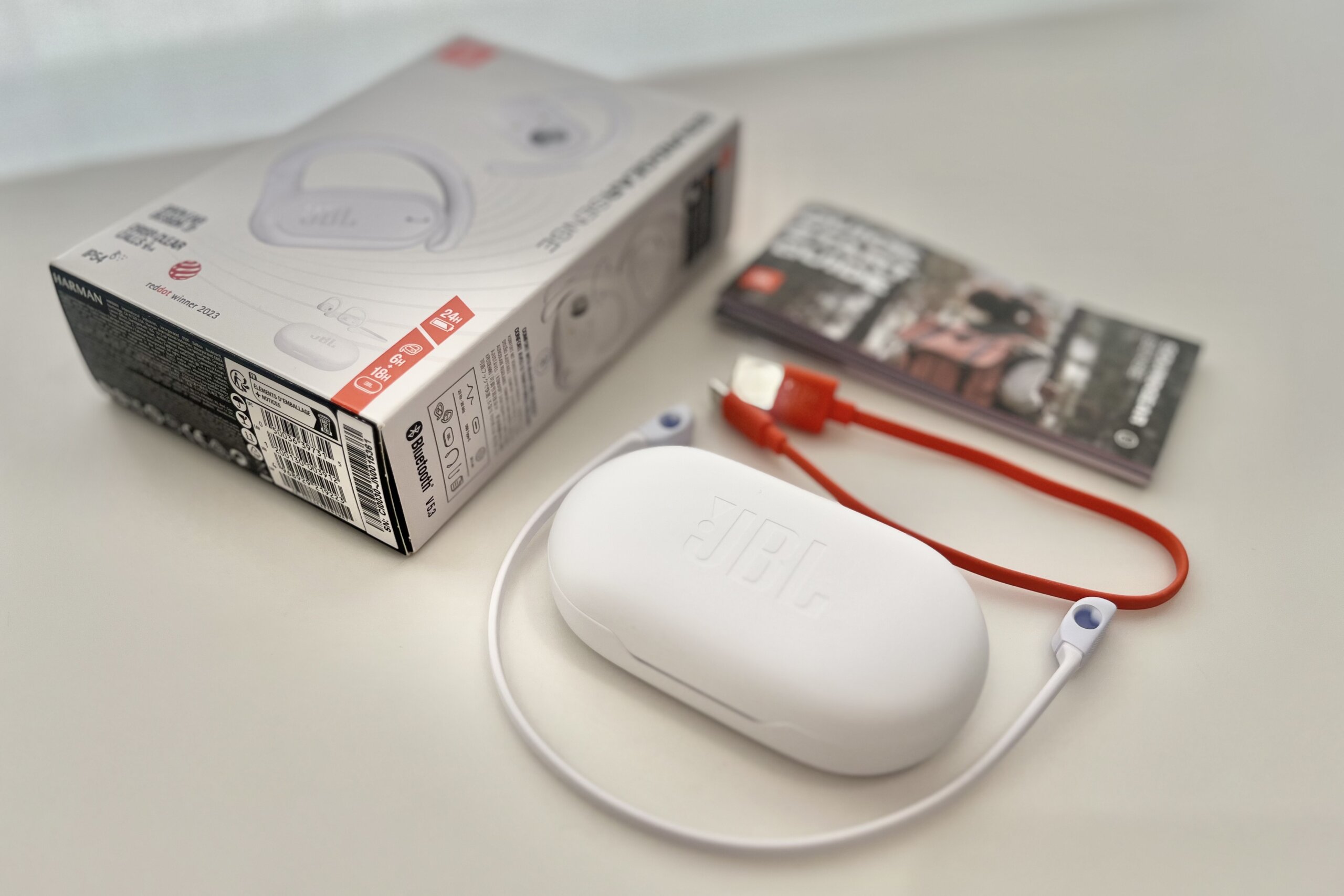JBL「Soundgear Sense」　内容物