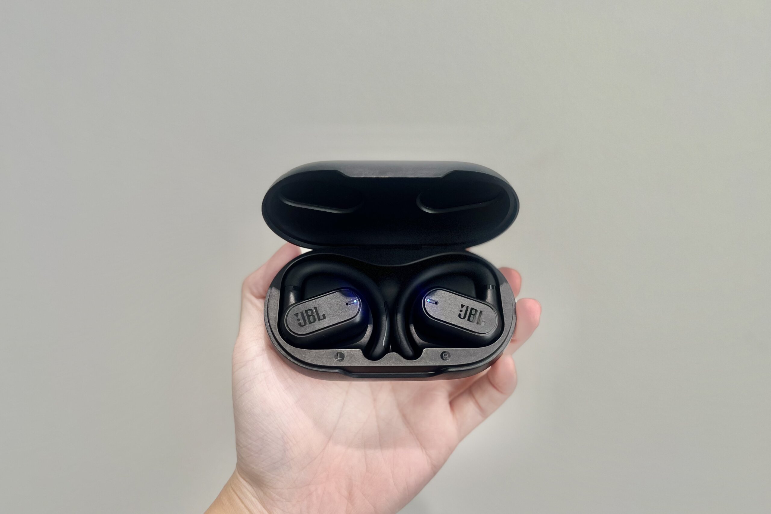 JBL「Soundgear Sense」　Bluetooth接続　点滅