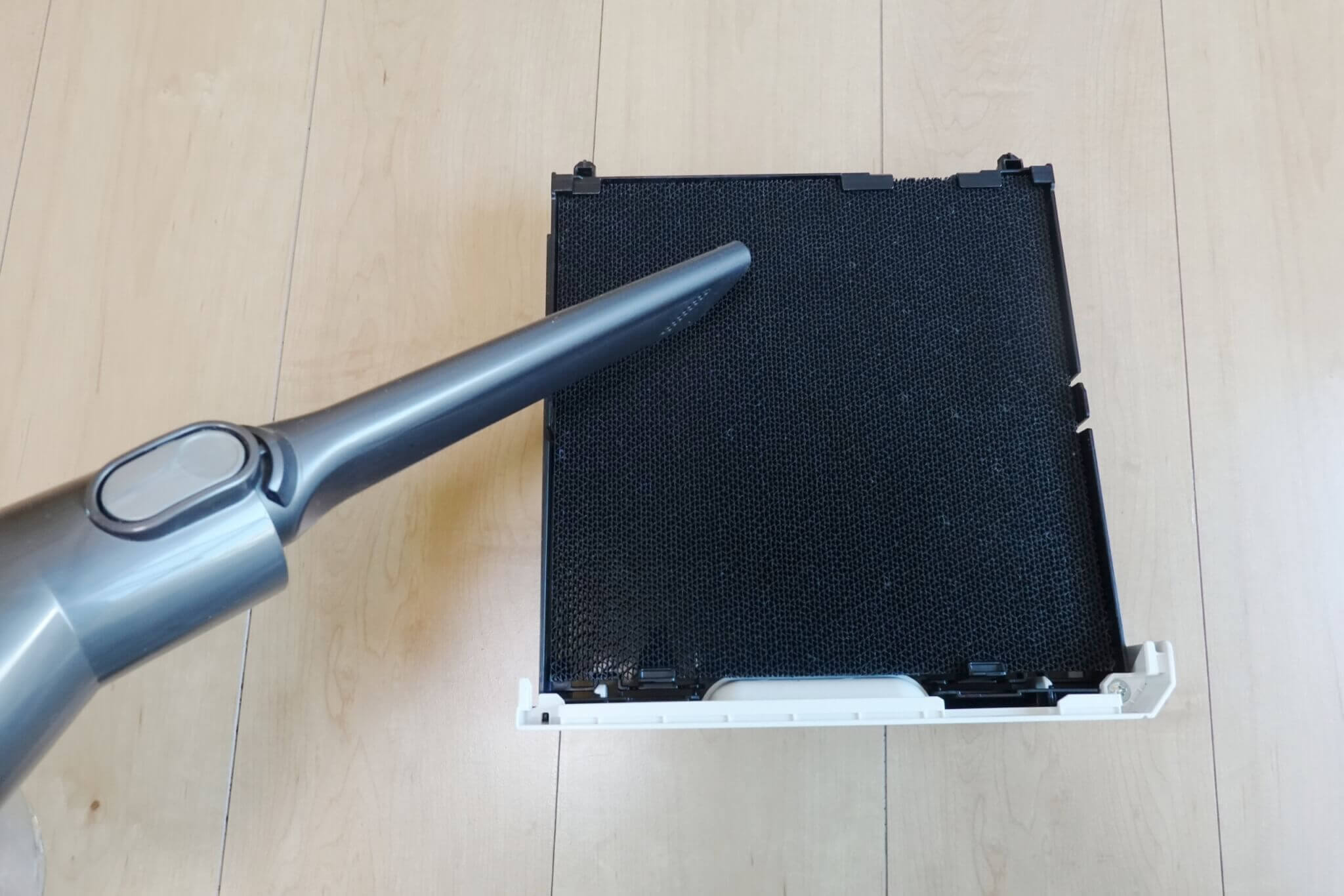 空気清浄機の掃除方法 脱臭フィルター