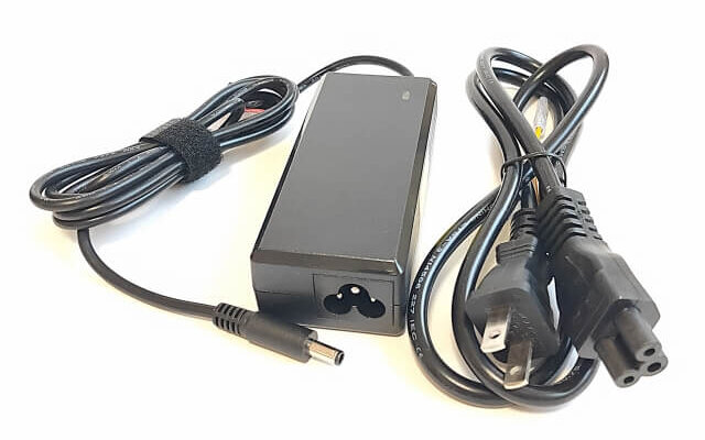 電源ケーブル